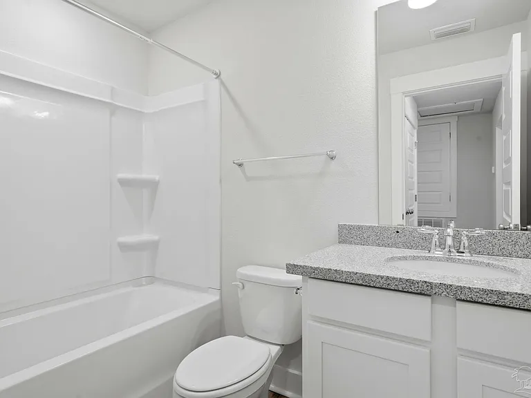 9422 Nature Creek Ln — Photo 17