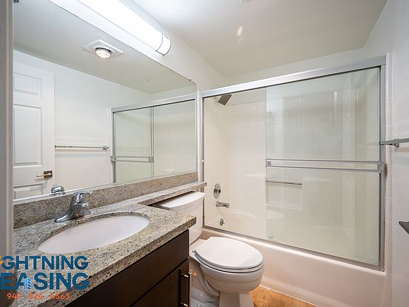 5th image of 939 Palm Ave #305F