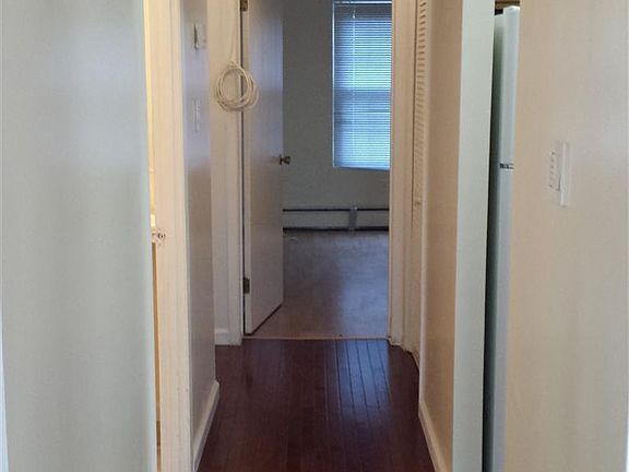 4th image of 2171 Davidson Ave #1