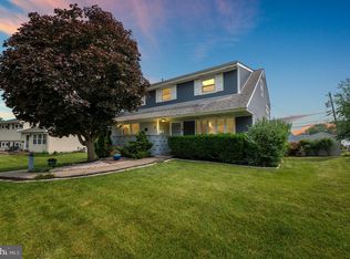 7 Glenrock Dr, Claymont, DE 19703