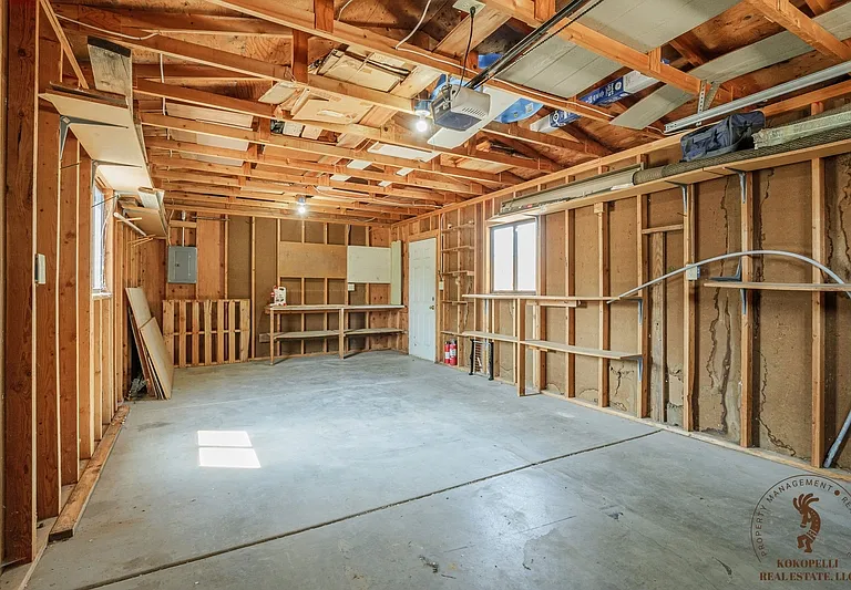 540 W 8th St — Photo 23