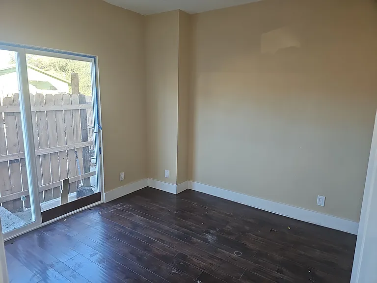 920 N Arrowhead Ave — Photo 13