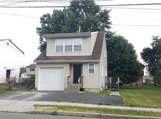 24 Division Ave, Spring Valley, NY 10977