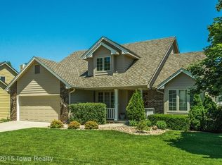 2111 NW 138th St, Clive, IA 50325