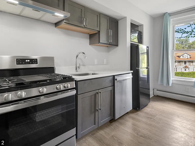 710 Stewart Ave — Photo 46
