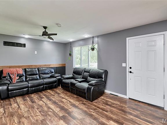 4th image of 11 Lakota Acres