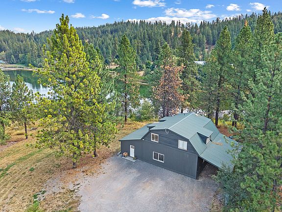 2nd image of 943 Mission Lake Rd
