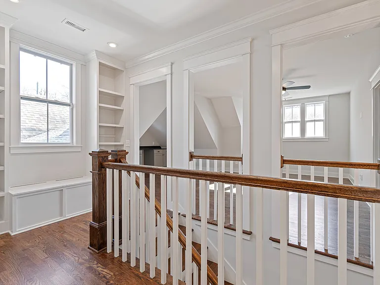 3358 Acklen Ave — Photo 18