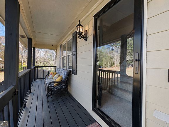 3rd image of 218 Johnson Dr