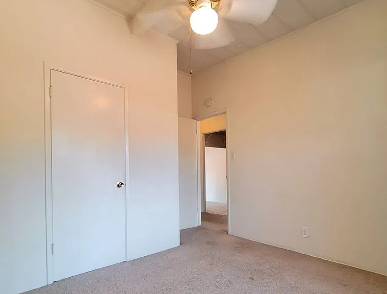 94 & 96 Gladys Ave — Photo 19