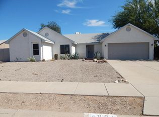 4901 W Waterbuck Dr, Tucson, AZ 85742