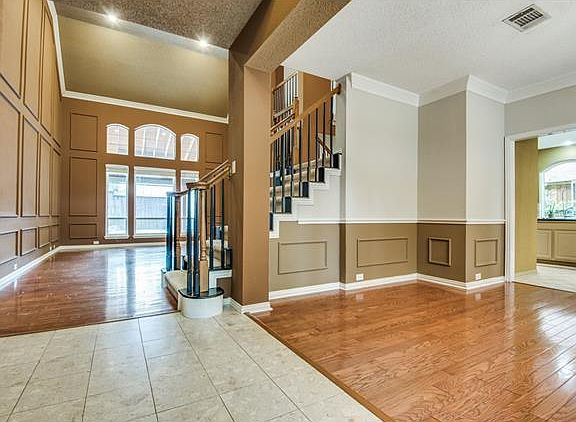 3rd image of 7709 Case Dr