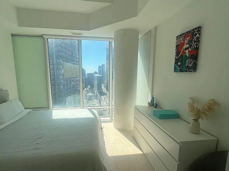 8 The Esplanade #2805 — Photo 8