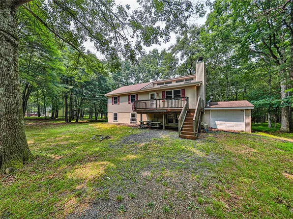 85 Caedman Dr, Albrightsville, PA 18210