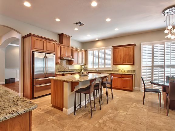 3rd image of 3007 Melina Dr