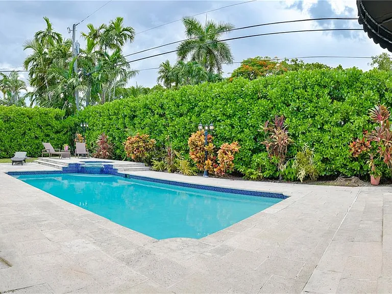 1535 Baracoa Ave — Photo 10