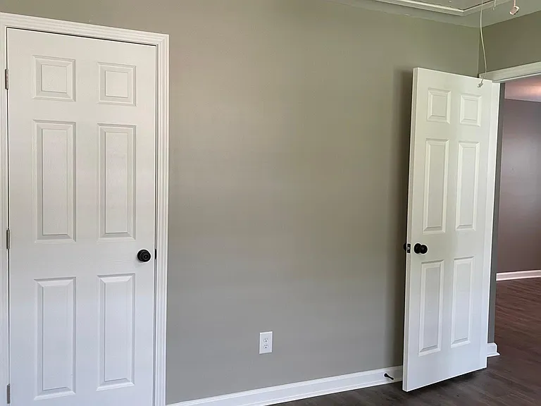 1020 Hillsborough Chase NW — Photo 7