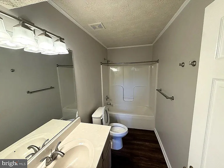 11512 Woodland View Dr — Photo 14