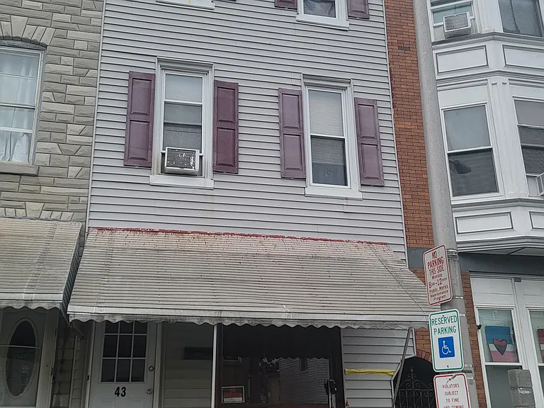 43 S 10th St — Photo 1
