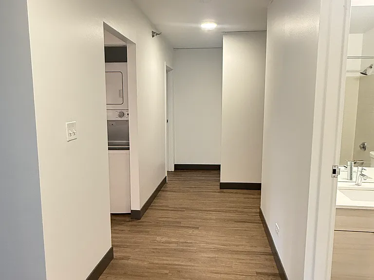 400 E Ohio St #2211 — Photo 4