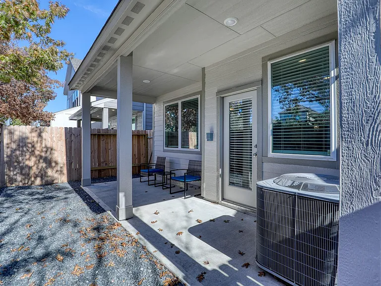 3110 Moontide Ln — Photo 4