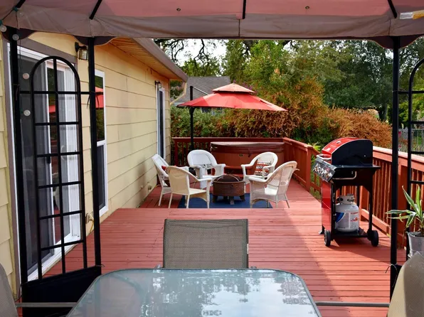 7275 Hill Dr, Citrus Heights, CA 95610