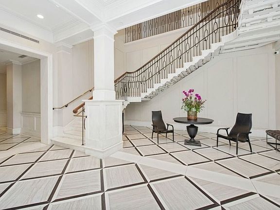 4th image of 154 W 70th St APT 4R