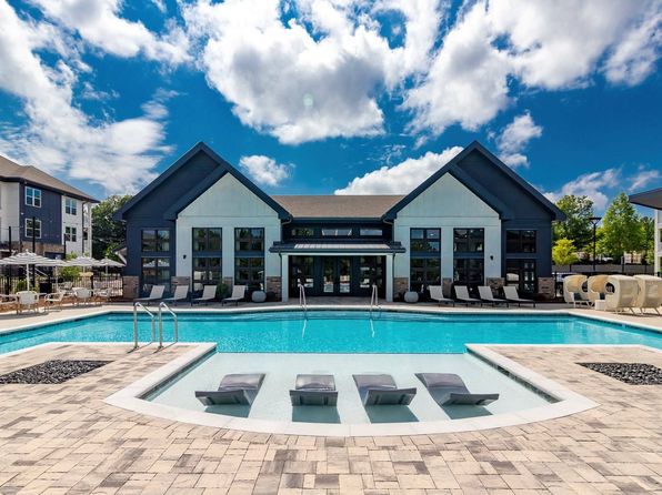 5617 Oakley Industrial Blvd #7308