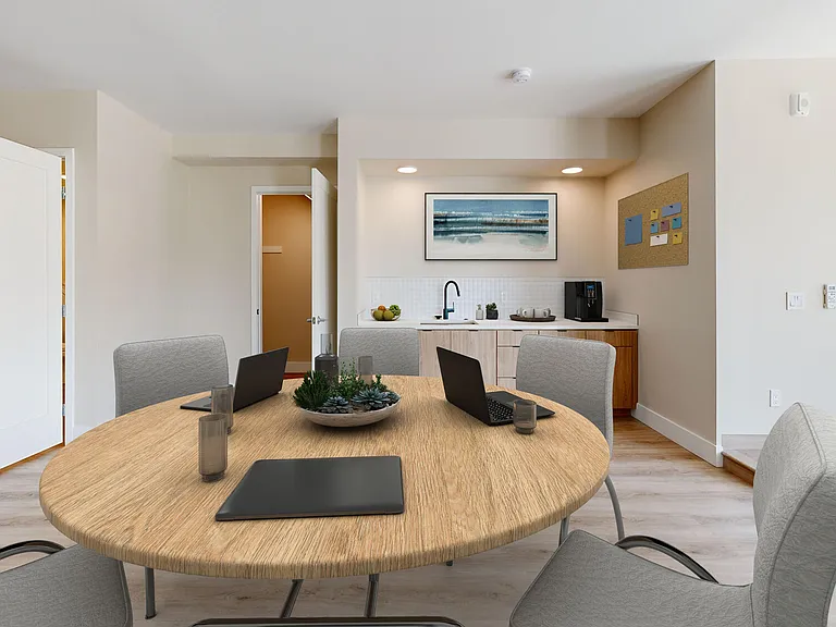 Prado West — Photo 27