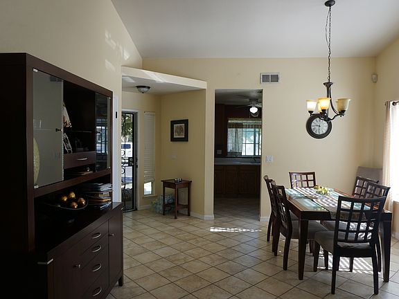 2nd image of 1335 Windemere Ct