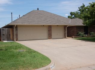 436 Tumbleweed Dr, Yukon, OK 73099