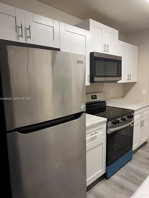 1417 NW 7th Ave #1-2