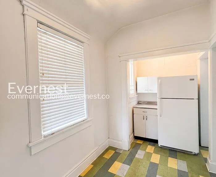 426 Garland St — Photo 8