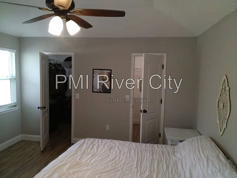 2320 Locustwood Ct — Photo 38