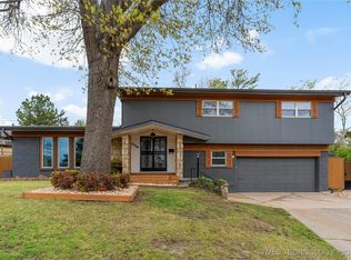 6008 S Marion Pl, Tulsa, OK 74135