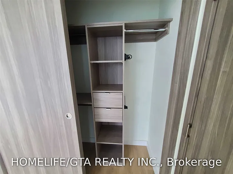 85 McMahon Dr #1508 — Photo 12