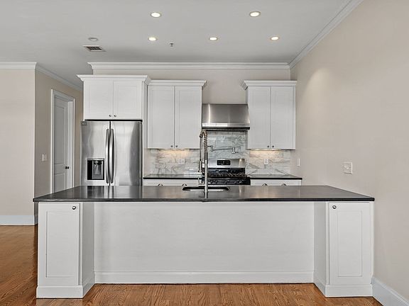 2nd image of 374-378 W Broadway #3