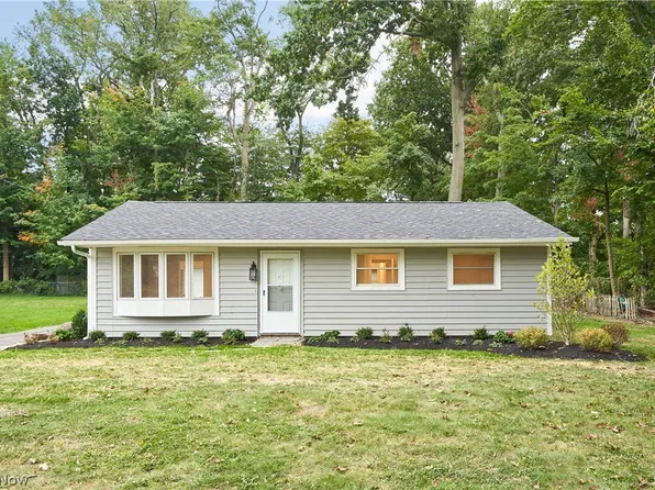 7944 Brichford Rd, Mentor, OH 44060