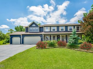 12 Na Au Say Ct, Oswego, IL 60543