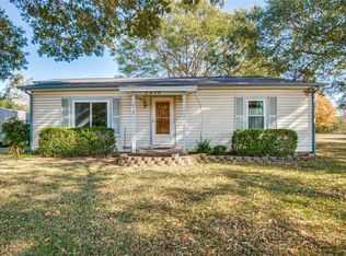 2933 W Shady Grove Rd, Irving, TX 75060