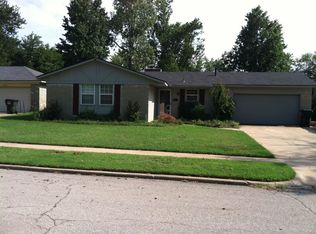 204 W 17th St, Owasso, OK 74055