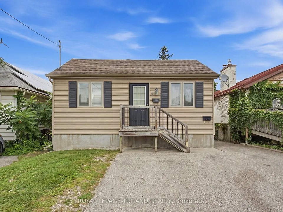 4 Emery St W #LOWER