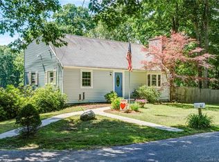 42 Doubleday Rd, Columbia, CT 06237