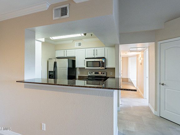 4th image of 2025 E CAMPBELL Avenue #340