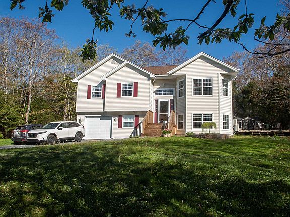 2nd image of 89 Clearwood Ct