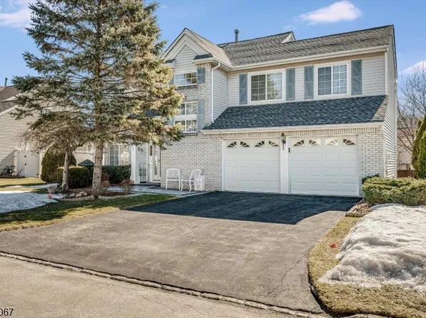 13 Little Doe Run, Jefferson Twp., NJ 07438