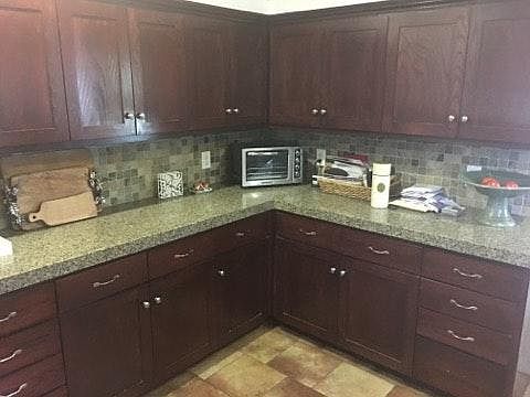 2nd image of 635 S Mentor Ave