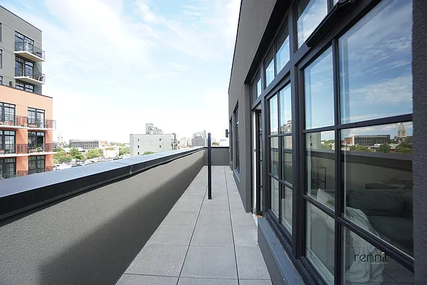 Rented by Rennit Inc. | media 3