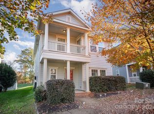 14140 Holly Springs Dr, Huntersville, NC 28078