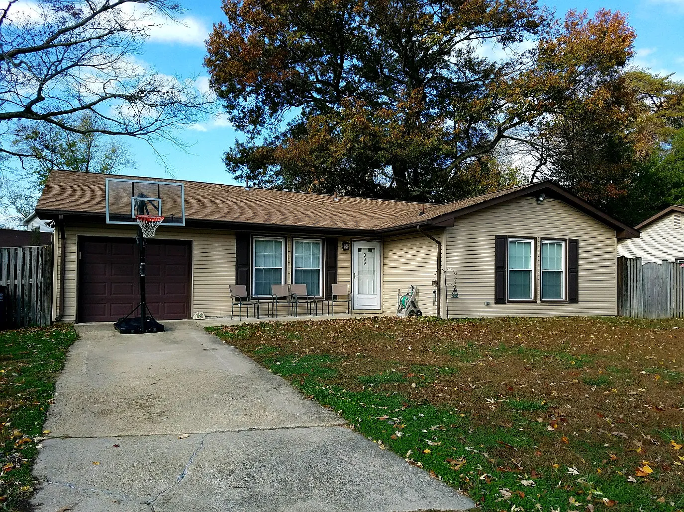 309 Bucknell Cir photo 1